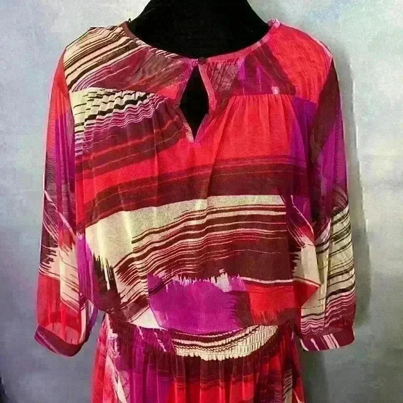 London Times Keyhole neck dress - Picture 9 of 13